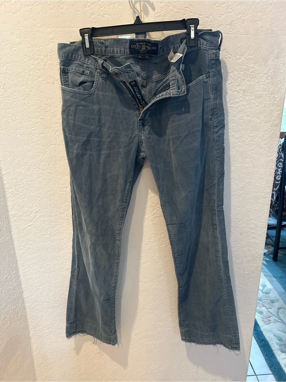Lucky Brand Men's Faded Blue Bootcut Jeans